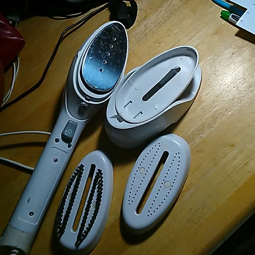 Steam iron